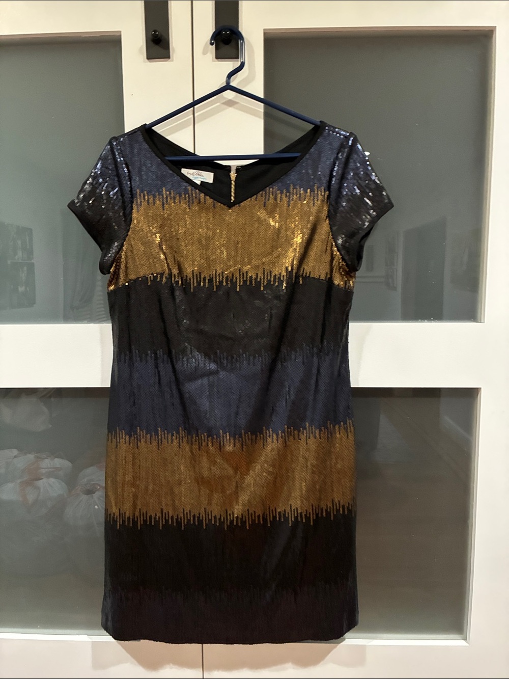 Sequin Stripe Shift Dress - Black & Gold